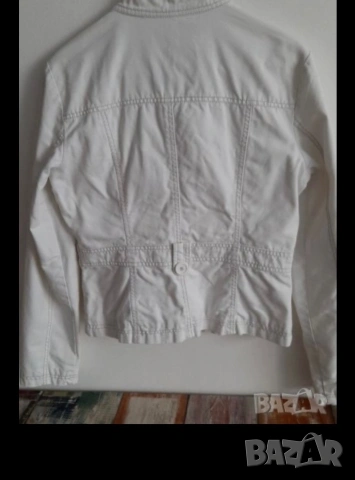 Дамско Сако ONLY, снимка 2 - Сака - 33579635