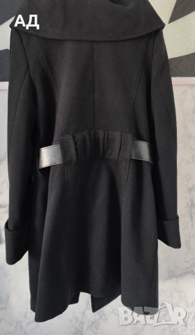 Палто , вталено с голяма яка, снимка 3 - Палта, манта - 54363560