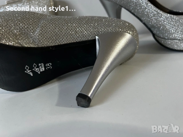 Комплект официални обувки и чантичка , снимка 2 - Дамски елегантни обувки - 54139699