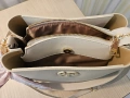 Нова дамска кожена чанта PUAFELI LY94 beige бежово кремаво еко кожа златна раница дръжки презрамки, снимка 10