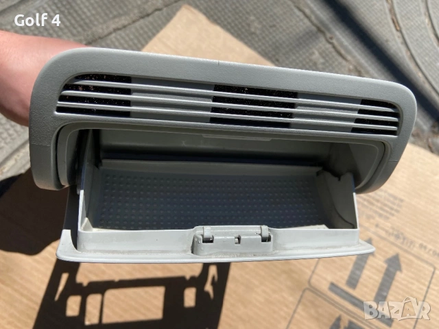 Плафон с кутия за очила Vw Passat B6, снимка 3 - Части - 54309536