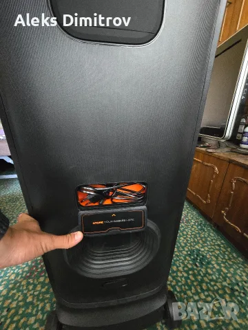 JBL Partybox Ultimate 1,100W, снимка 3 - Тонколони - 55672347