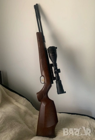 Въздушна пушка Weihrauch HW97K, 5.5мм с оптичен прицел Hawke 12x