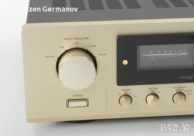 Accuphase E-213 Безупречен !, снимка 2 - Аудиосистеми - 55315873