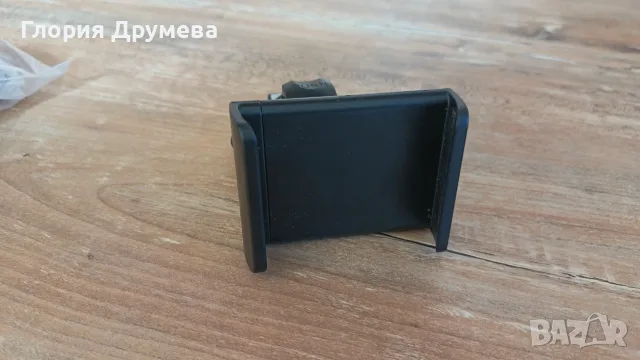 Поставка за телефон за подглавник