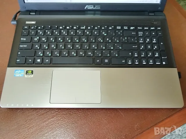Лаптоп Asus X55VM, снимка 5 - Лаптопи за дома - 55485804