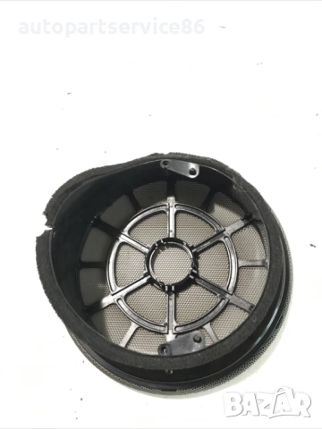 Капак на заден десен говорител Bose за Audi A8 3.3 TDI (2002) AKF, снимка 3 - Части - 54666957
