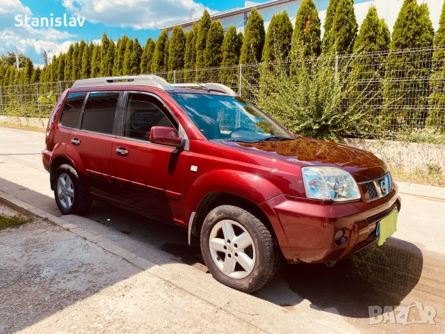 Продавам Nissan X-trail 2.5 автомат 