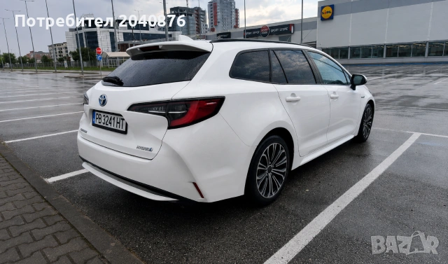 Toyota Corolla Touring Sport, 1.8 Hybrid, ГАРАНЦИОННА, снимка 4 - Автомобили и джипове - 55117552