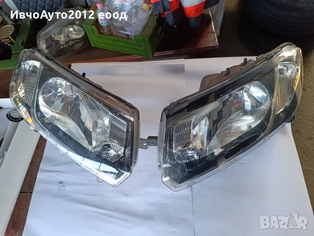 Фар ляв десен Dacia sandero 13-16