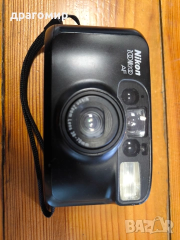 Nikon Zoom 200 AF, снимка 2 - Фотоапарати - 54937083