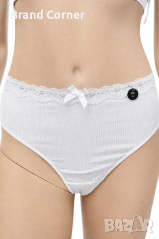 Комплект бельо Hunkemöller в бяло – топ S и прашка 2XL, снимка 2 - Бельо - 54540173