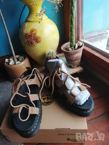 дамски сандали sandals Dr martens