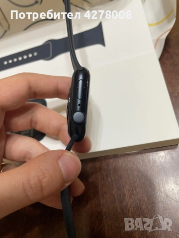 Apple Watch SE (2 Gen) 44 mm, снимка 5 - Смарт часовници - 54606881