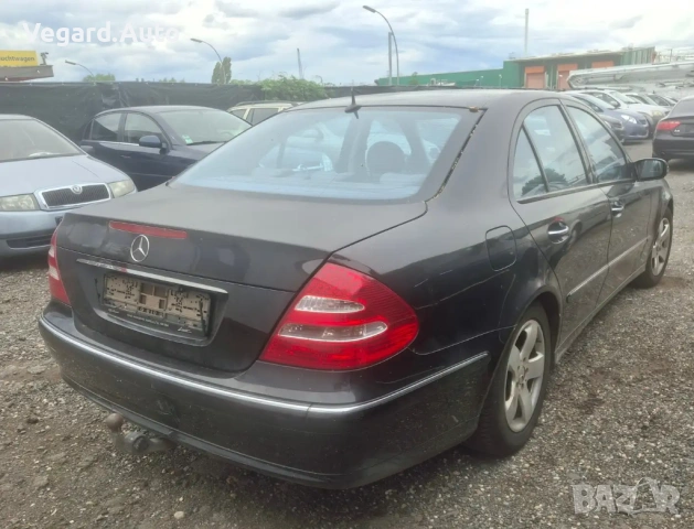 На Части Mercedes-Benz W211 E270cdi 177к.с. 2004г. седан , снимка 3 - Автомобили и джипове - 54867099