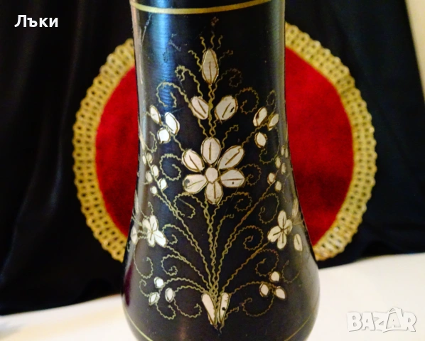 Бронзова ваза,гравирани цветя,печат. , снимка 3 - Вази - 54973970
