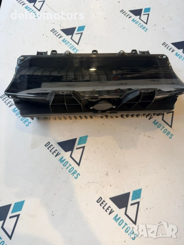 M8A2-10F844-JG километраж табло от Land Rover Range Rover Velar (L560) 3.0 D, снимка 3 - Части - 55287324