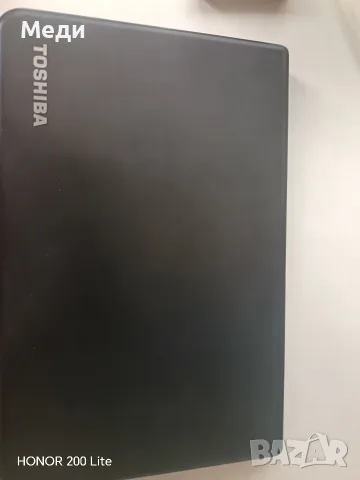 Лаптоп Toshiba Satellite C70D-A-114, снимка 4 - Лаптопи за дома - 55333314