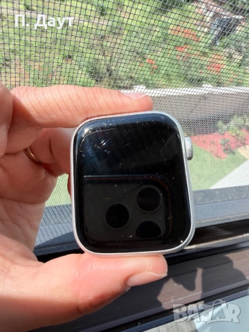 Apple Watch S8, снимка 4 - Смарт часовници - 54665800
