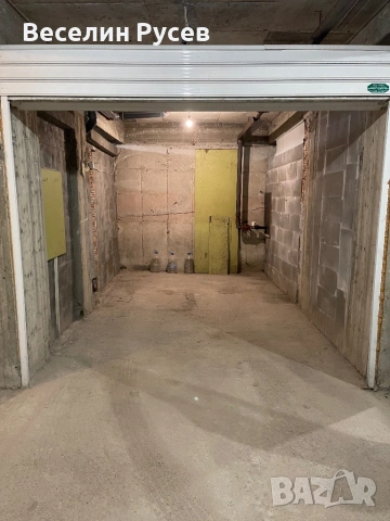 Паркоместа за мотори