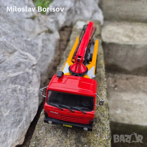 Tatra 8x8 бетон помпа 1:43, снимка 14 - Колекции - 54277626