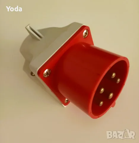 5-полюсен щепсел 3P+N+PE 32A 6h 380V IP44 за открит монтаж