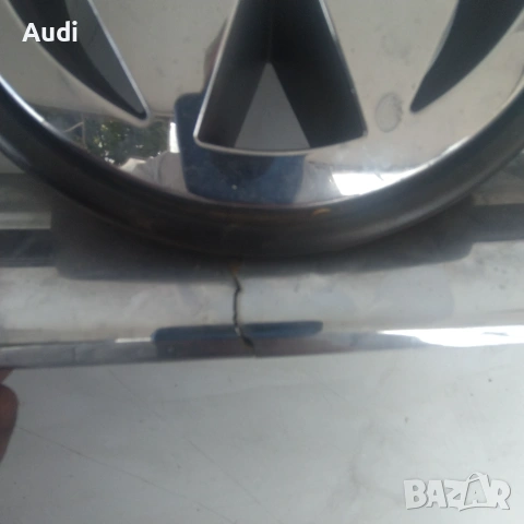 Решетка предна броня  VW TOUAREG 2004г, снимка 2 - Части - 55228422