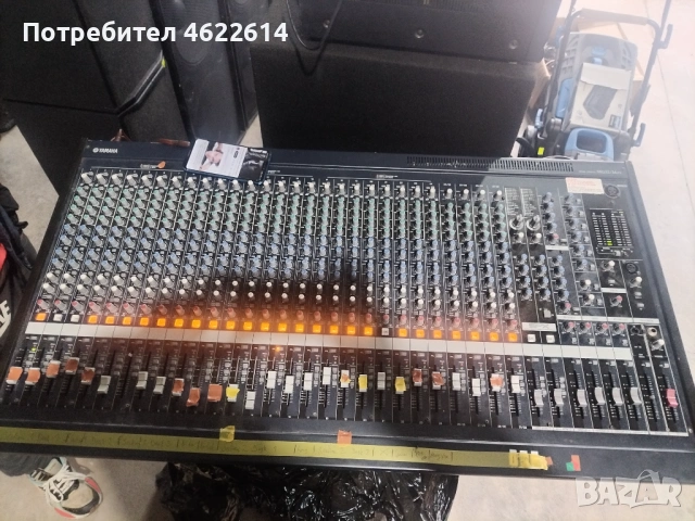 Професионален музикален пулт. 