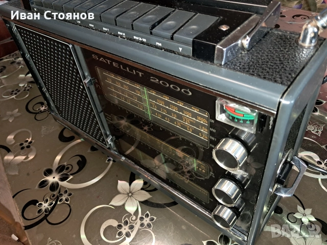 радио.радиоприемник. Grundig 2000, снимка 2 - Радиокасетофони, транзистори - 55142577