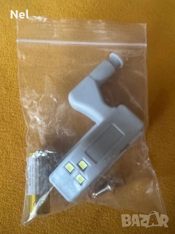 LED лампи за шкафове с батерии