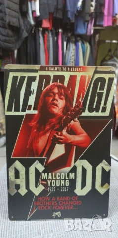 Malcolm Young-метална табела (плакет), снимка 2 - Китари - 54085182