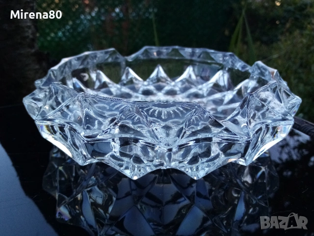 Голям кристален пепелник - Чехословакия, снимка 4 - Антикварни и старинни предмети - 54139202