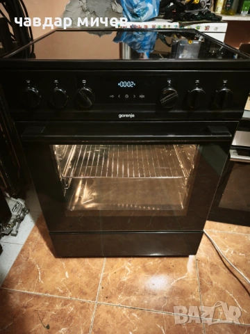 Черна свободно стояща печка Gorenje , снимка 5 - Печки, фурни - 54720366