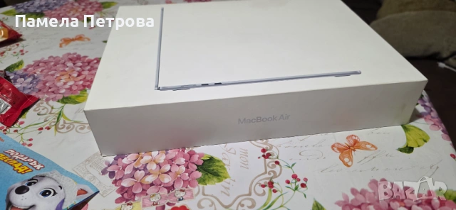 Лаптоп Apple 15,3 inch, снимка 2 - Лаптопи за дома - 54499389