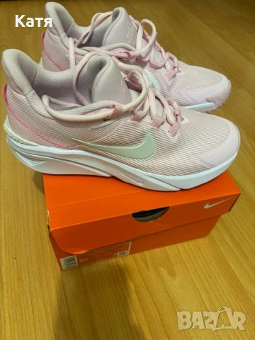 Нови мартонки Nike , снимка 2 - Маратонки - 54453781