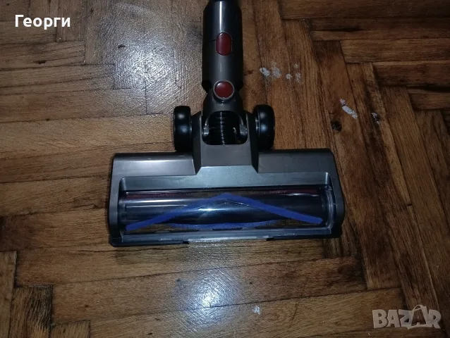 Продавам много добра Dyson V8 почистена прахосмукачка с отлична батерия и аксесоари, снимка 4 - Прахосмукачки - 55448048