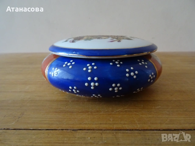 Японска порцеланова кутия Satsuma Сатцума 1920 г, снимка 8 - Антикварни и старинни предмети - 54184951