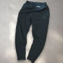 Nike tech fleece оригинално долнище размер М , снимка 2