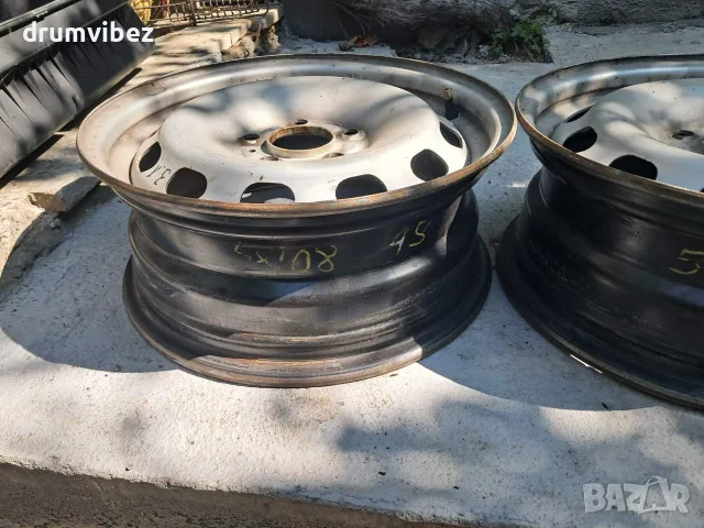 2бр. железни джанти 15 цола Volvo, снимка 3 - Гуми и джанти - 55319863