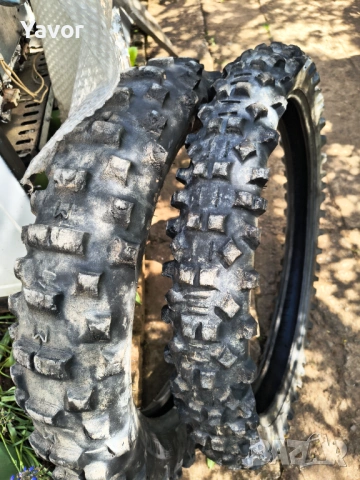 Кросови гуми задна 18" и предна 21"