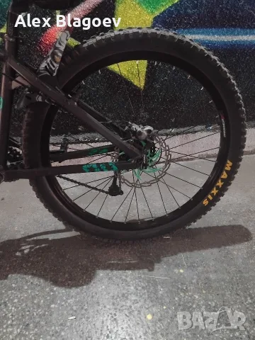 ПродавамDrag C1Comp green 26цола идва с допълнителна външна гума за нея можете да видите на снимките, снимка 2 - Велосипеди - 55666895