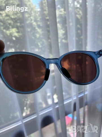 Оригинални слънчеви очила Oakley Spindrift Matte Trans Stonewash, Prizm Bronze Lens, Unisex,комплект, снимка 10 - Слънчеви и диоптрични очила - 54866166