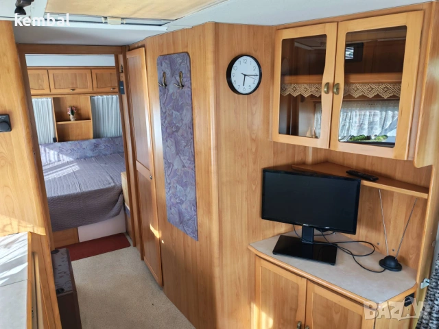 Hymer голяма 4 местна каравана - подходяща за Стационарна, снимка 7 - Каравани и кемпери - 54673857