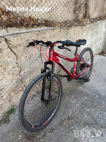 Byox Avenue 26", червен