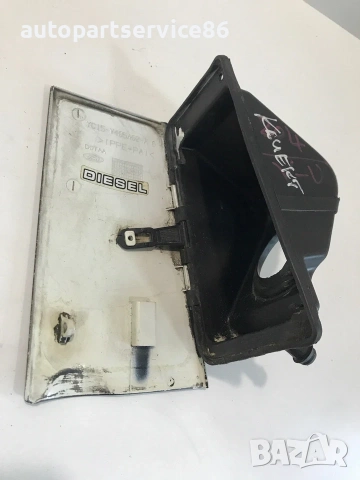 Капачка на резервоар горивна капачка черна за Ford Transit Connect (2002–2007) YC15-V27936-AK , снимка 2 - Части - 55089488