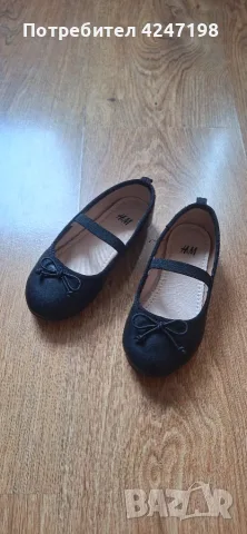 Обувки тип пантофки H&M, номер 25 за момиче, черни