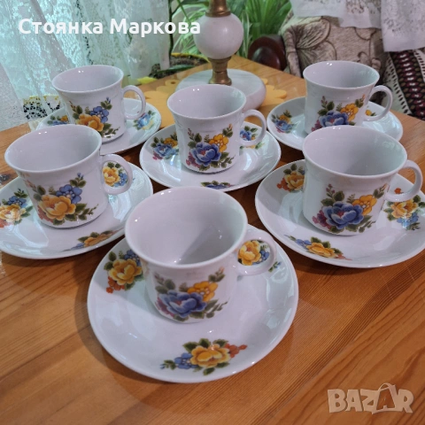 Баварски комплект за кафе с красиви цветя, снимка 2 - Сервизи - 54690525