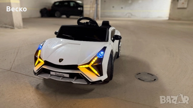     Детска електрическа кола с дистанционно, 12V, много запазена