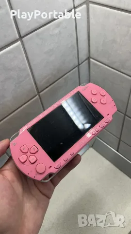 Modded Sony PSP 1000 P!nk Edition 64GB 75+ Games, снимка 3 - PlayStation конзоли - 55645300