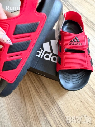 Оригинални нови юношески сандали adidas Altaswim 2.0 ! 33 н, снимка 3 - Детски сандали и чехли - 54767303